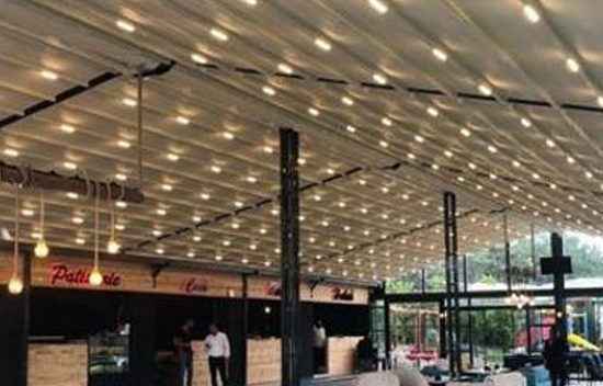 Pergolamarkis till restaurang